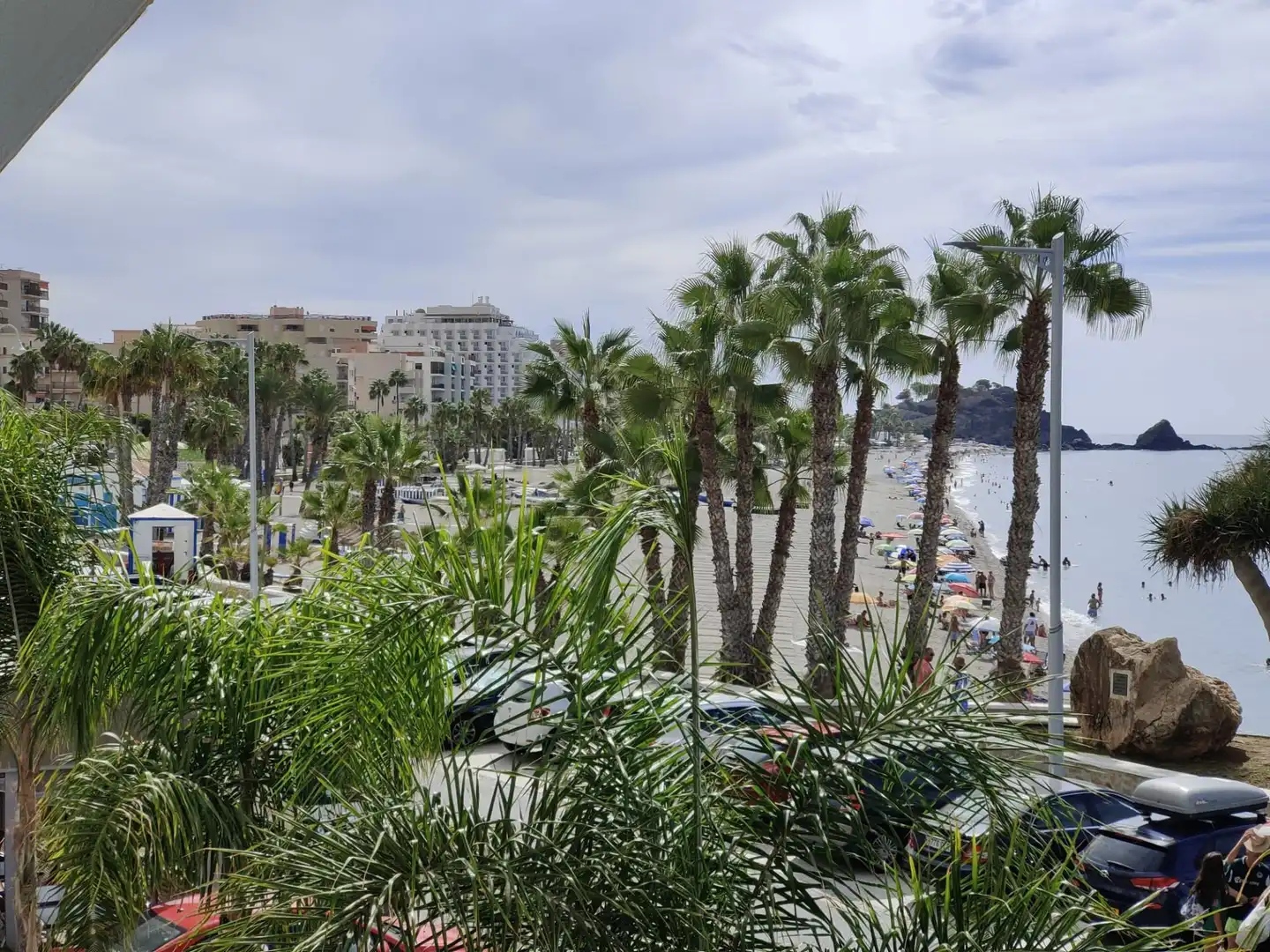 Außenansicht von Wohnung zur Miete in Almuñécar mit Klimaanlage und Terrasse