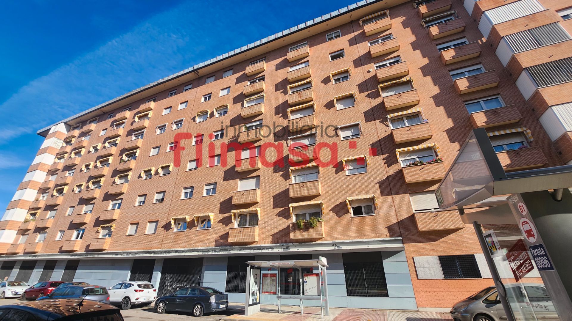 Vista exterior de Apartament en venda en Alcorcón amb Aire condicionat, Calefacció i Parquet
