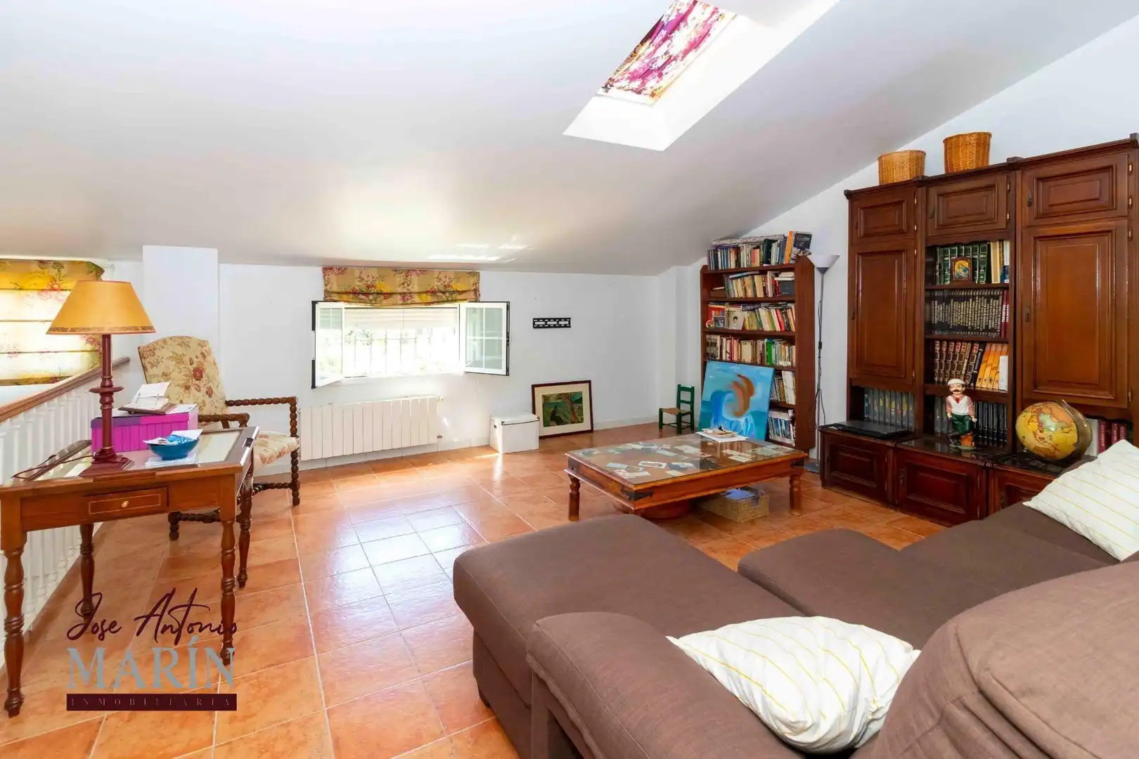 Sala de estar de Casa o chalet en venta en Badajoz con Aire acondicionado, Calefacción y Jardín privado