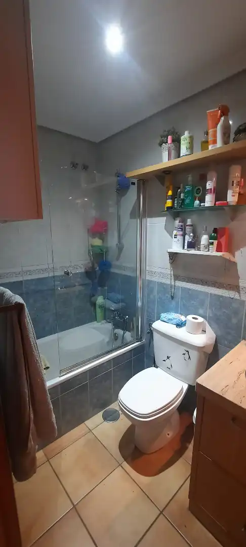 Bany de Casa adosada en venda en Torremolinos amb Aire condicionat, Calefacció i Traster