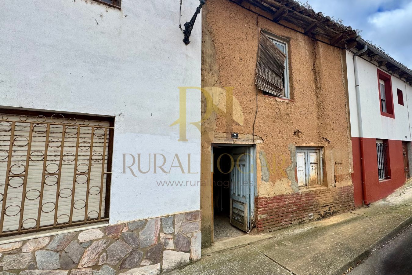 Exterior view of House or chalet for sale in Villamañán  with Private garden