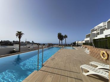 Maisonette mit Pool zum Verkauf in Poble Nou - Montiboli