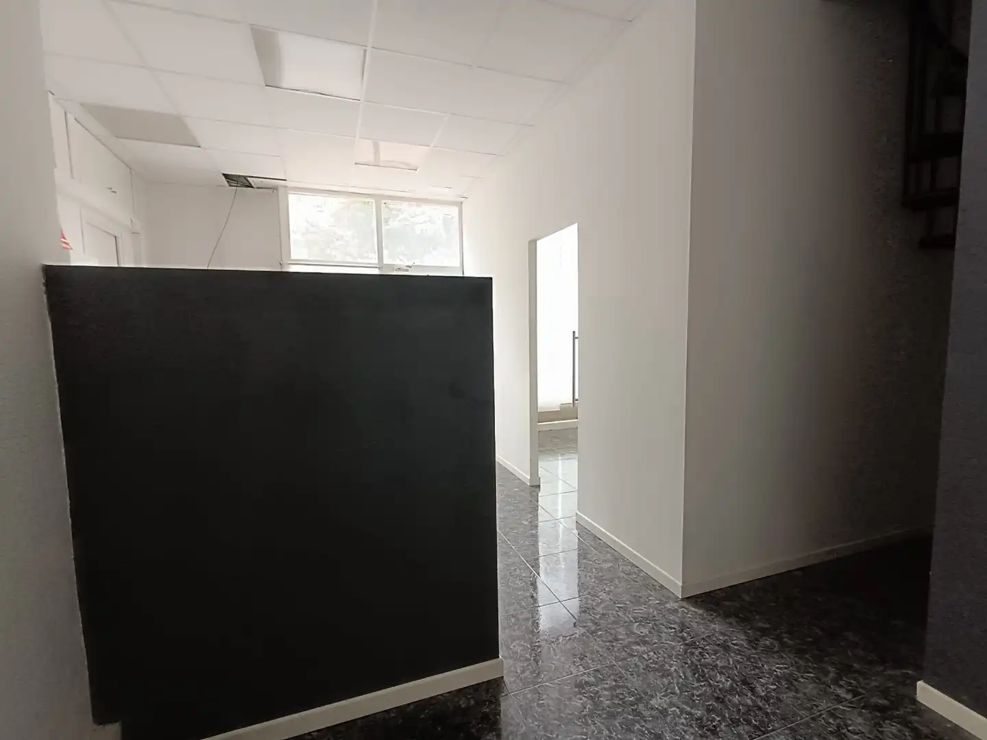 Geschaftsraum zur Miete in L'Hospitalet de Llobregat mit Alarm