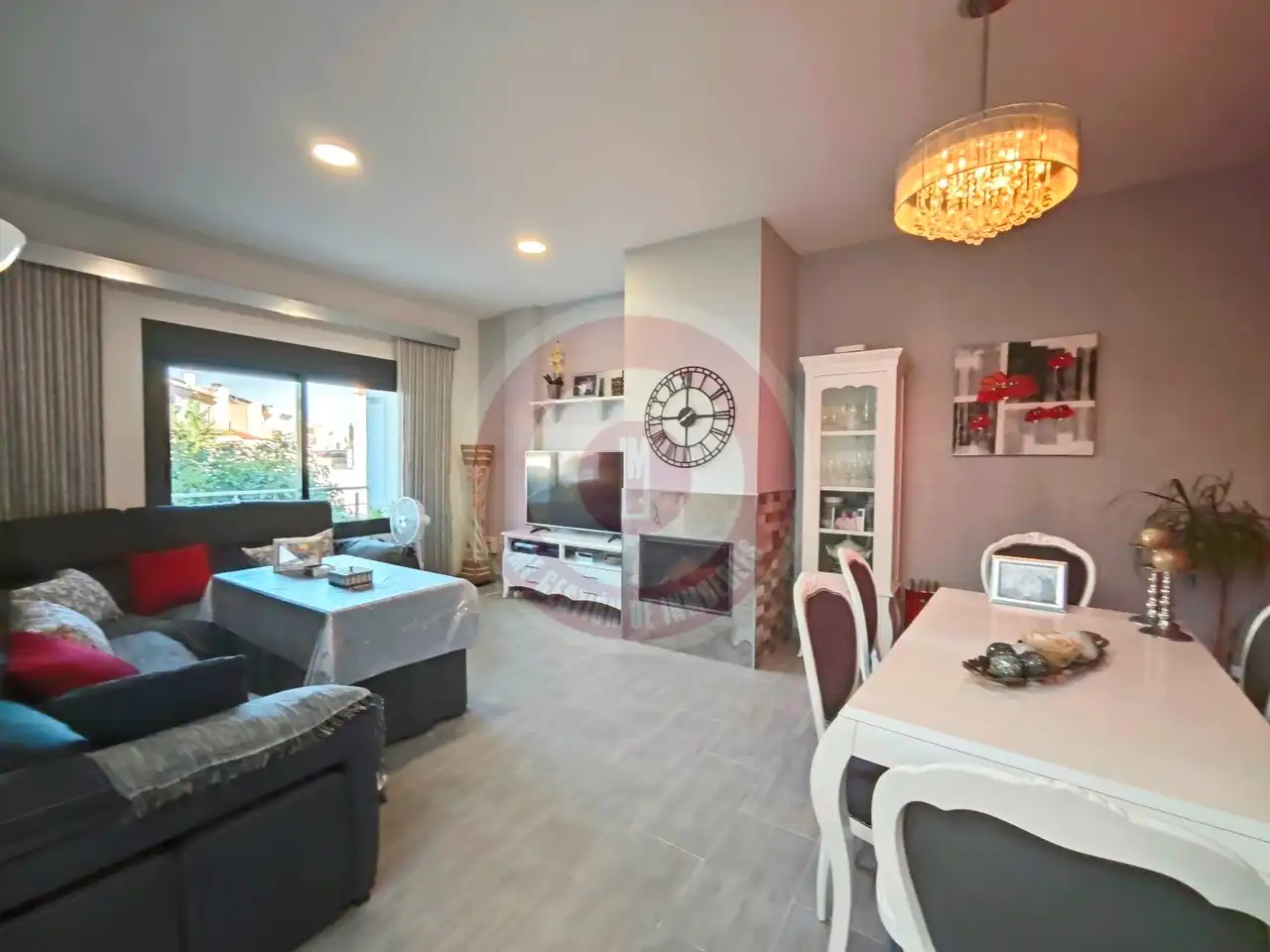 Sala d'estar de Casa o xalet en venda en Vélez-Málaga amb Aire condicionat, Jardí privat i Terrassa