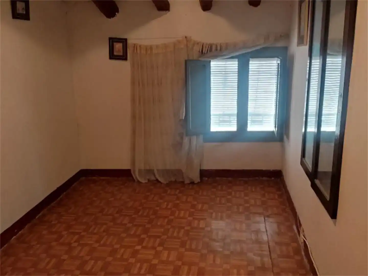 Casa adosada en venda en Caspe amb Aire condicionat