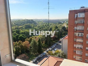Pis amb ascensor en venda a Camino de Perales