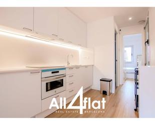 Exterior view of Flat to rent in  Barcelona Capital  with Air Conditioner, Parquet flooring and Swimming Pool