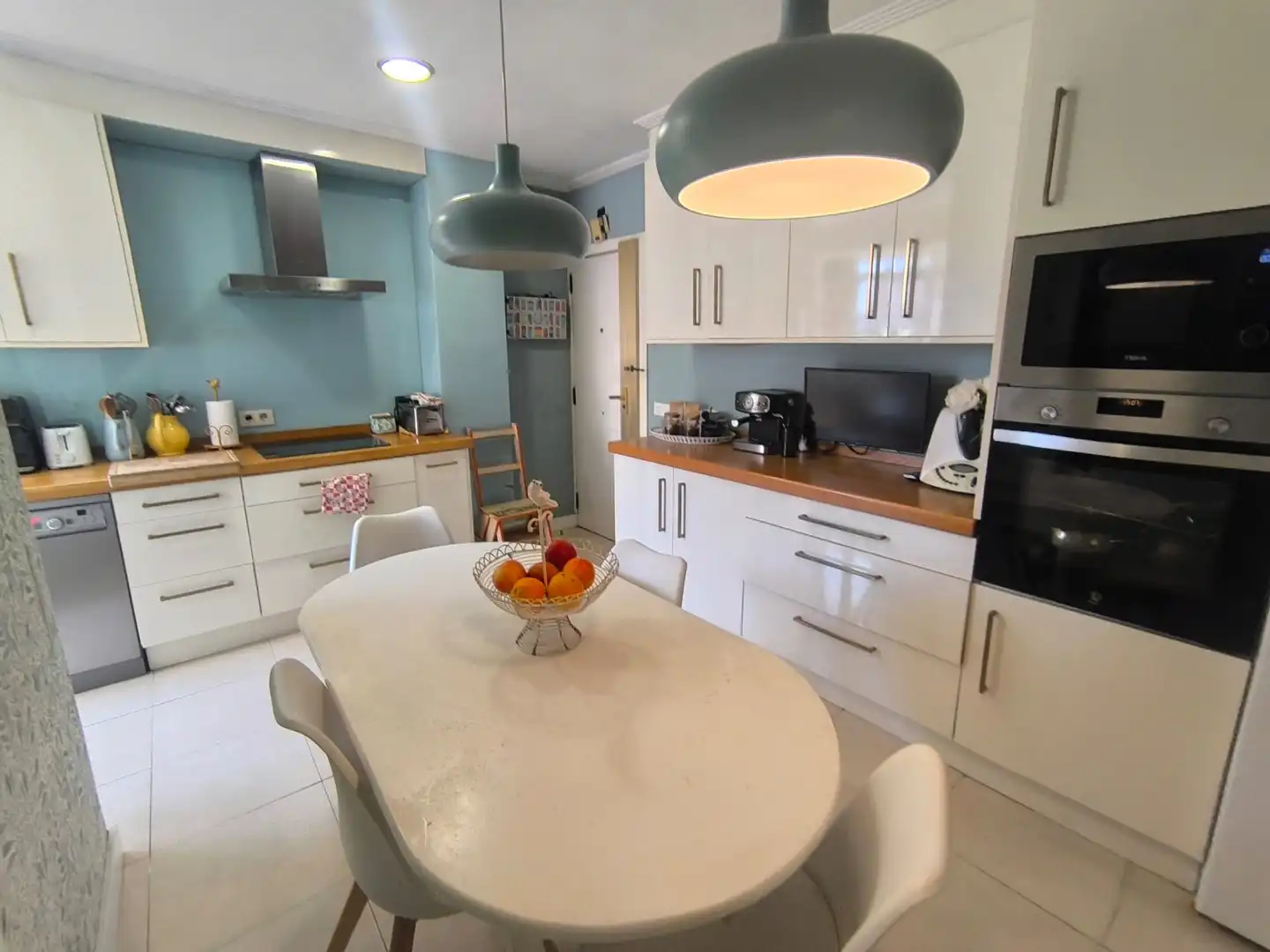 Cocina de Piso en venta en Pontevedra Capital  con Calefacción, Parquet y Horno