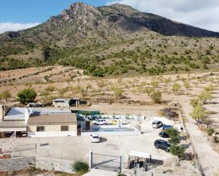 Vista exterior de Finca rústica en venda en Jumilla amb Aire condicionat, Terrassa i Piscina