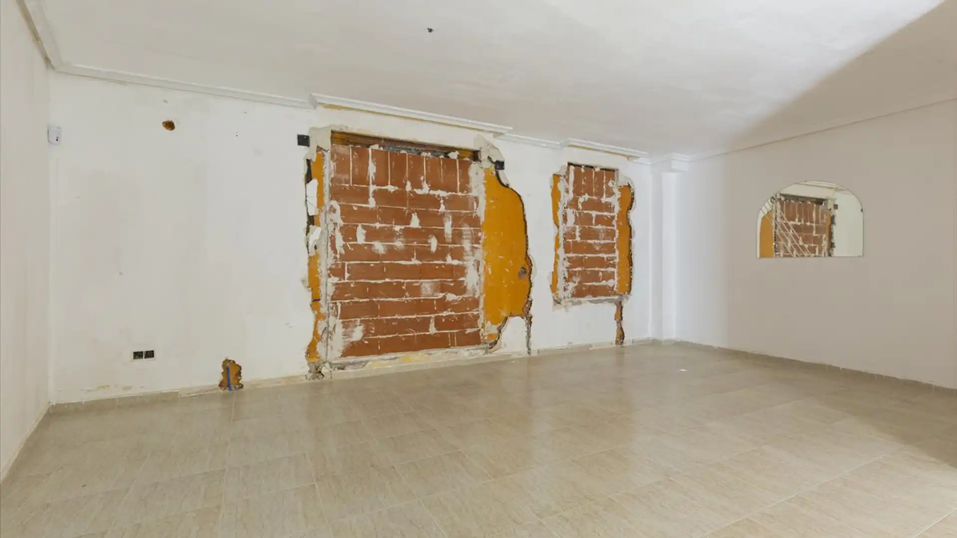 Casa adosada en venta en Valdelaguna