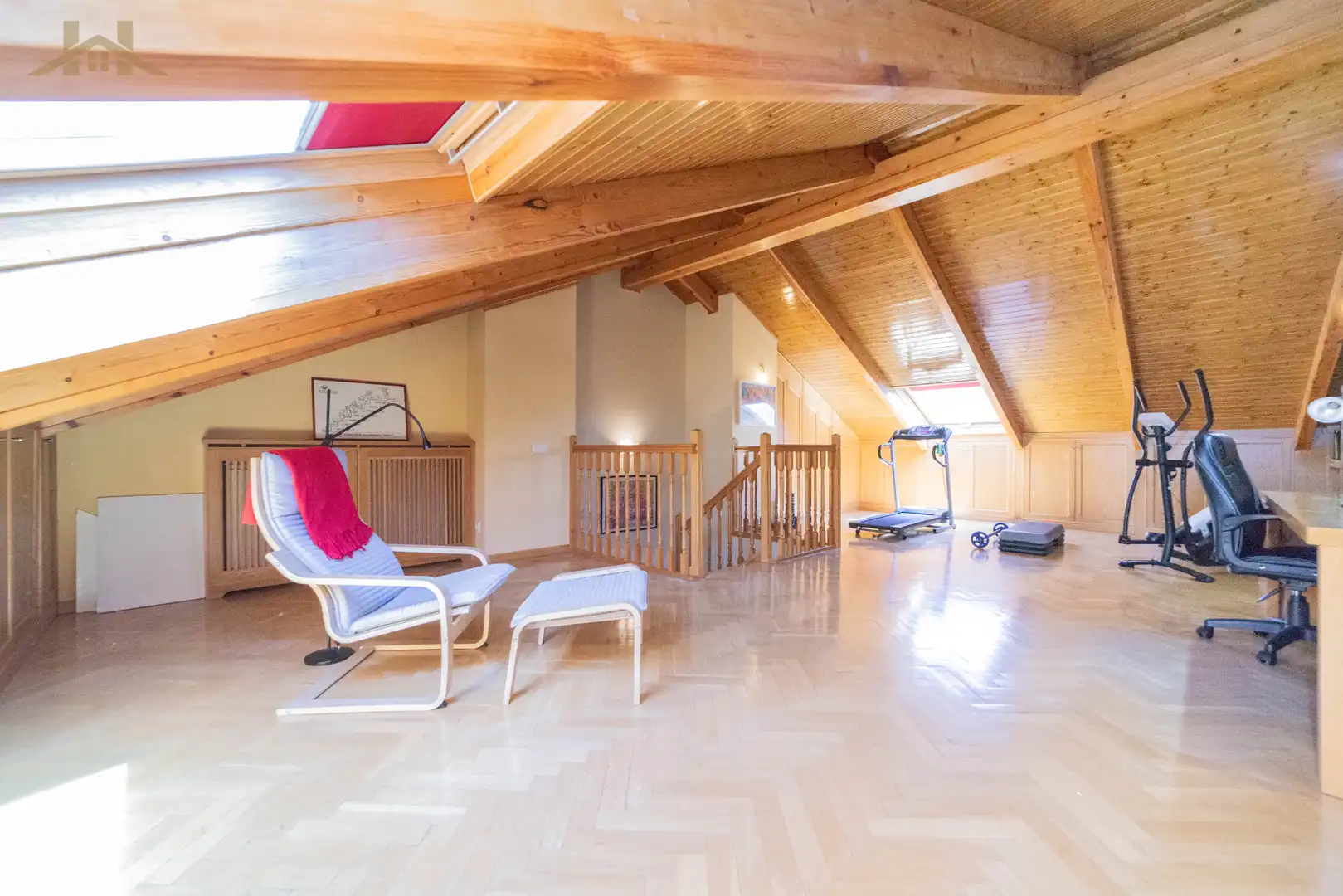 Einfamilien-Reihenhaus zum Verkauf in Boadilla del Monte mit Heizung, Privatgarten und Abstellraum