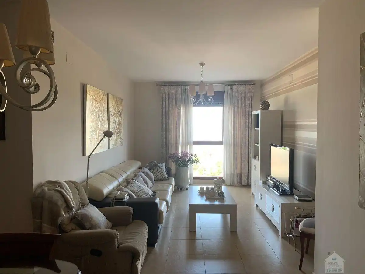 Flat for sale in El Cano - Los Bermejales