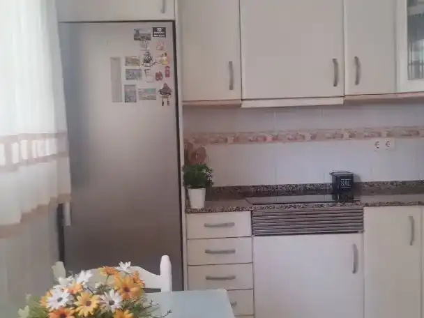 Cuina de Casa adosada en venda en Sant Vicenç Dels Horts amb Aire condicionat i Balcó