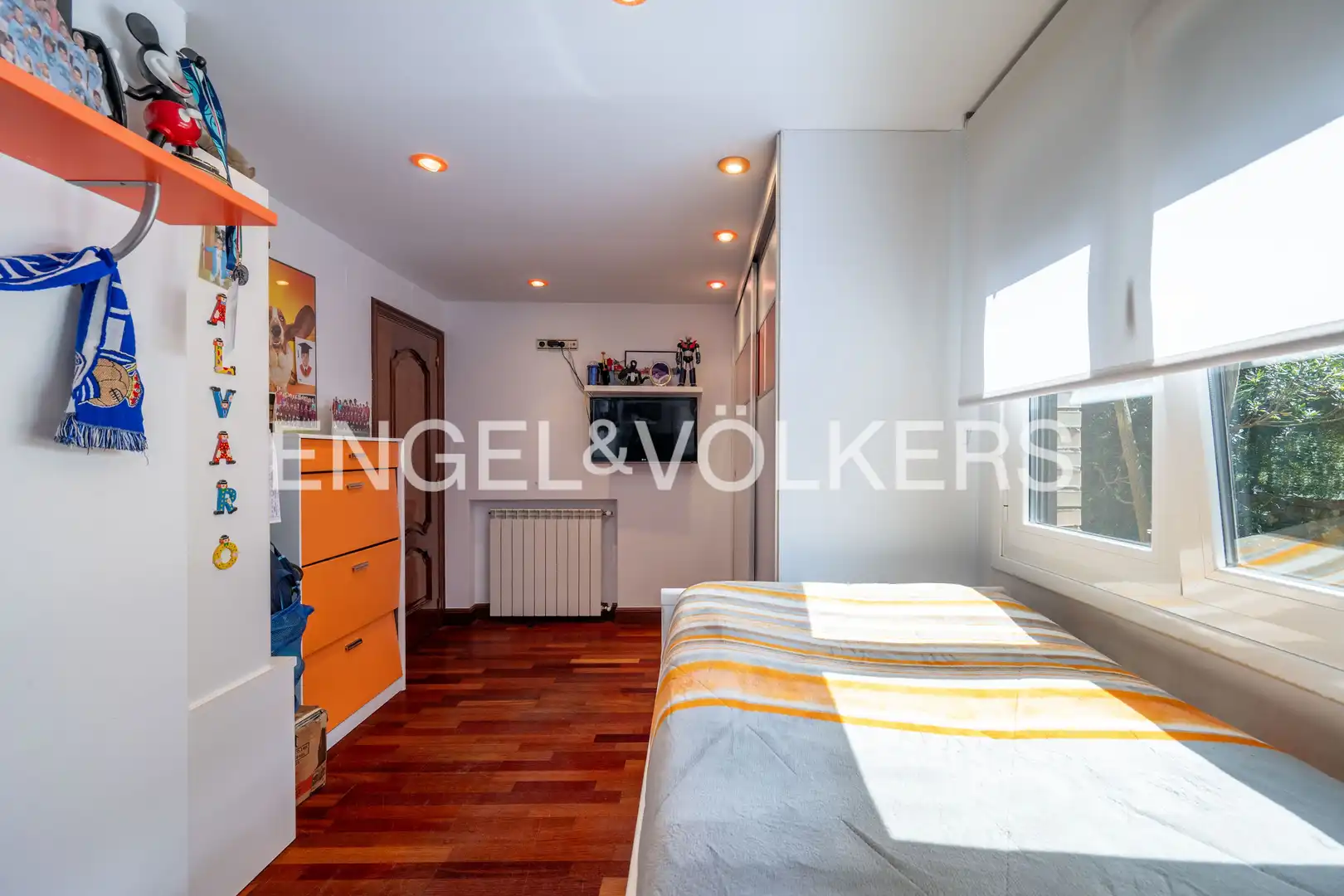 Bedroom of Flat for sale in Donostia - San Sebastián   with Air Conditioner, Heating and Private garden