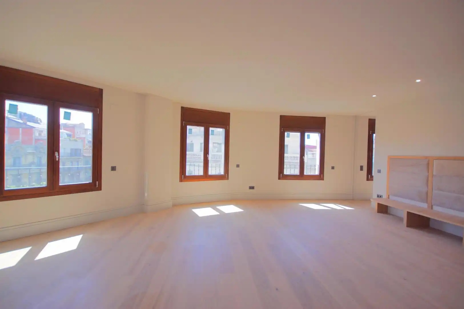 Living room of Flat for sale in Barcelona  with Air Conditioner, Heating and Parquet flooring