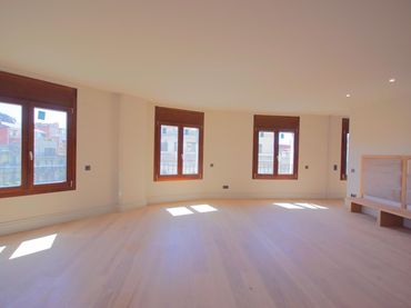 Wohnung mit Balkon zum Verkauf in Carrer ARIBAU 15