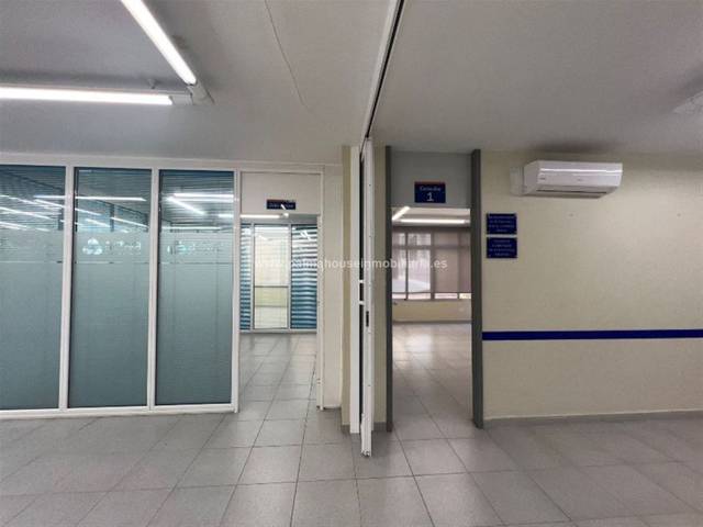 Oficina en Alquiler en Son Armadans
