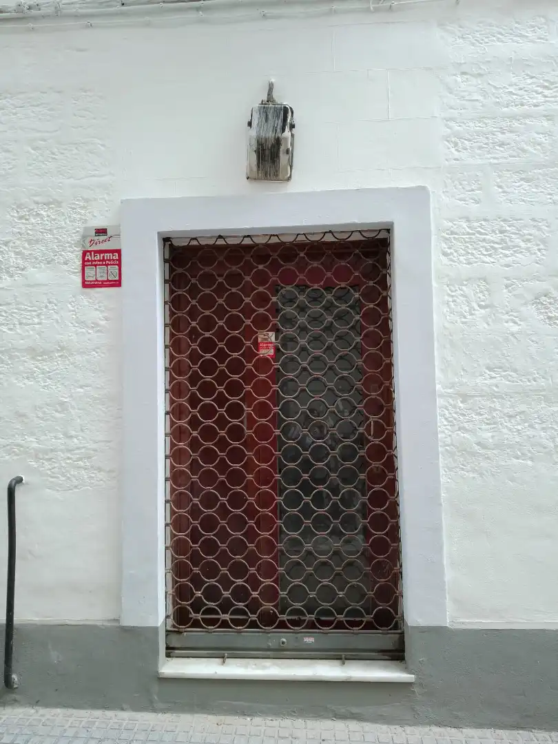 Außenansicht von Geschaftsraum zur Miete in Cádiz mit Möbliert
