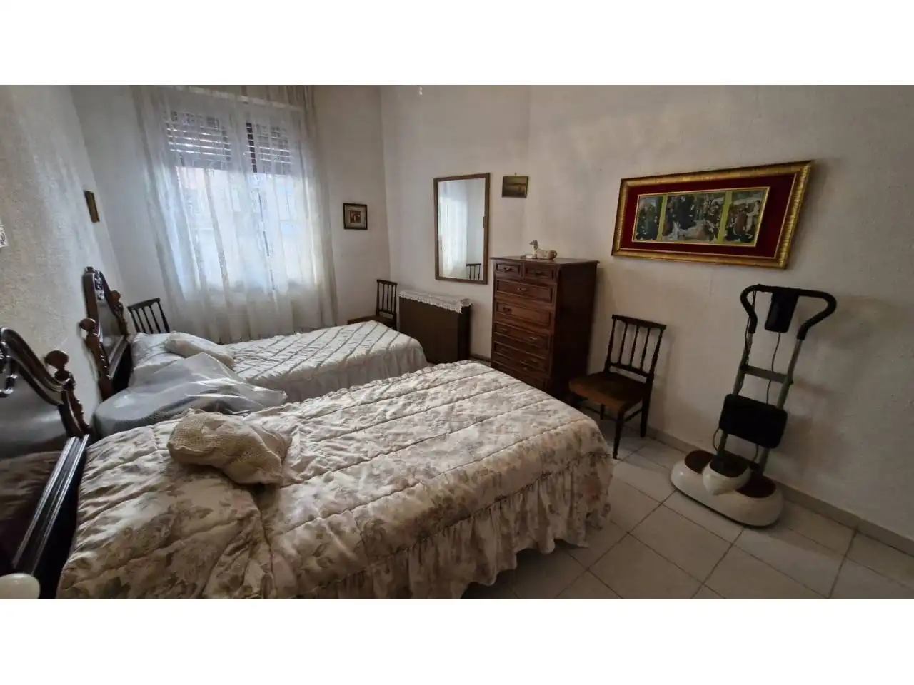 Habitación de Piso en venta en  Logroño con Calefacción, Terraza y Balcón