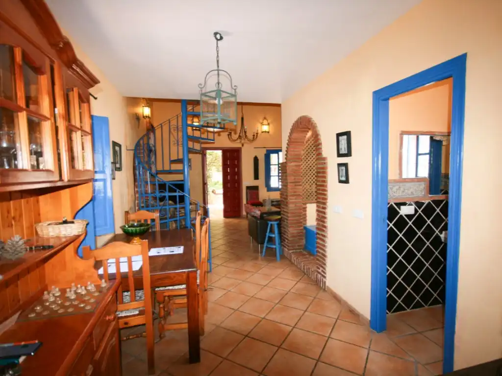 Finca rústica en venta en Alhaurín El Grande con Jardín privado, Terraza y Piscina