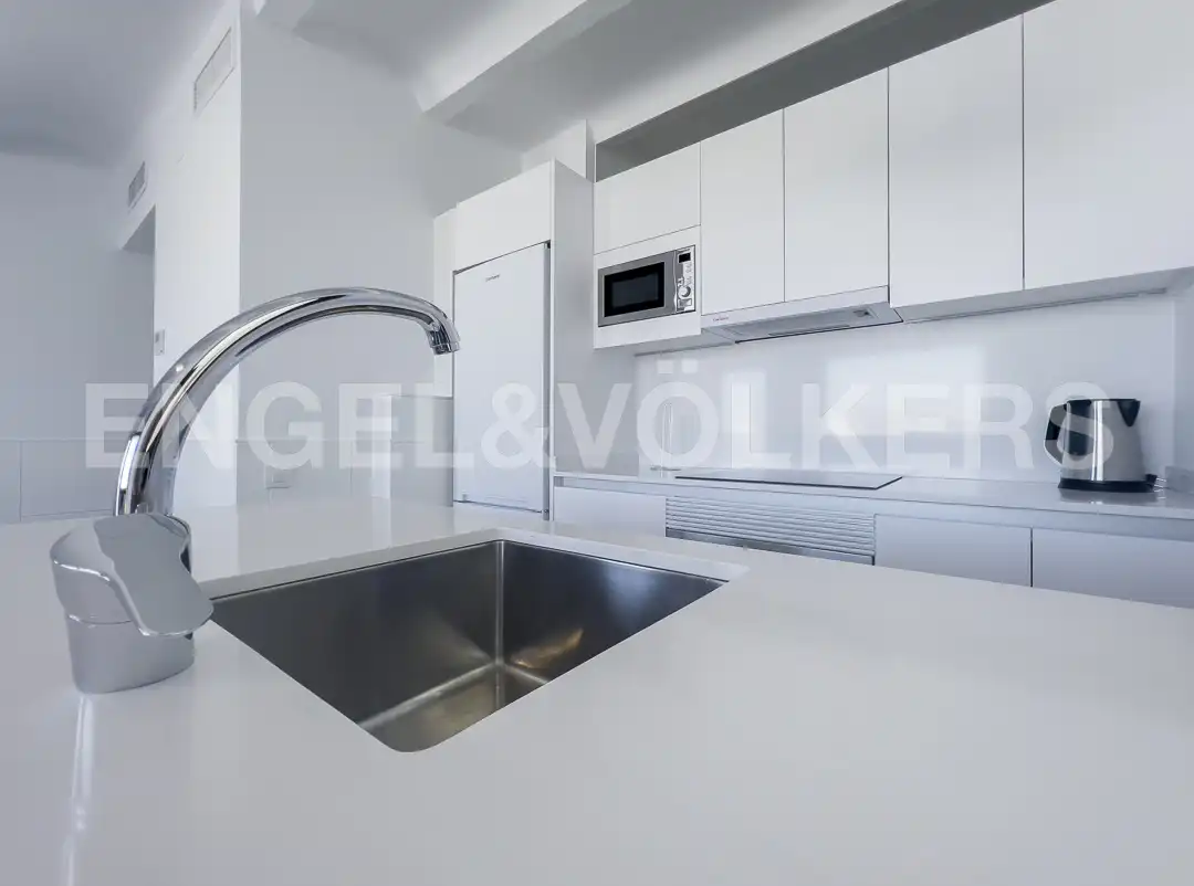 Cuina de Pis de lloguer en Barcelona amb Aire condicionat, Calefacció i Parquet