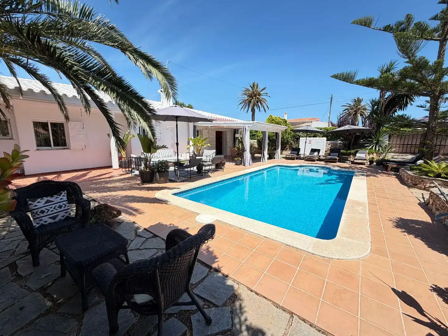 Exterior view of Flat for sale in Sant Lluís  with Air Conditioner, Private garden and Parquet flooring