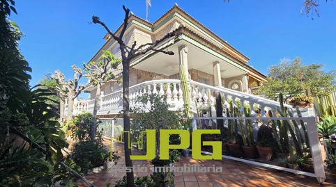 Foto 2 de Casa adosada en venda a Bellavista - Capiscol - Frank Espinós, Sant Joan d'Alacant