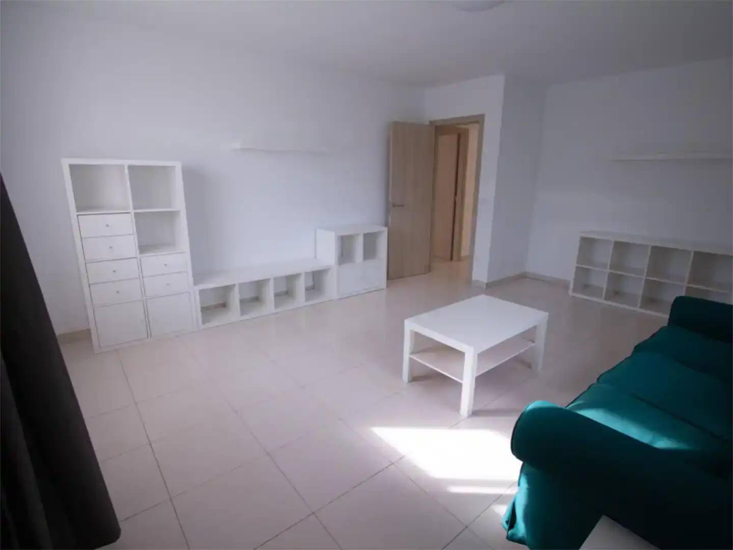 Sala de estar de Piso en venta en Ordes con Trastero, Amueblado y Balcón