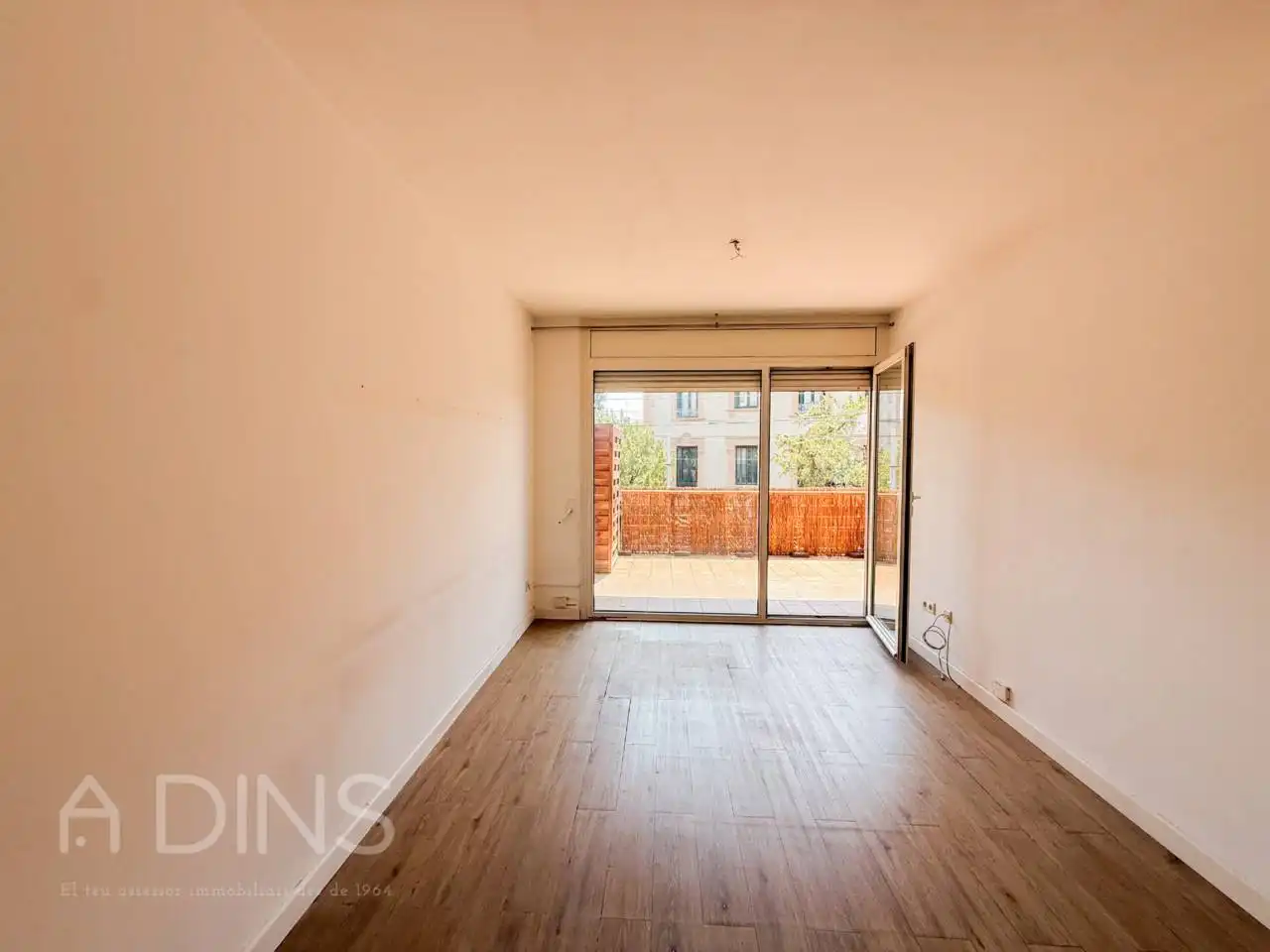 Sala de estar de Piso en venta en Sant Feliu de Codines con Parquet y Terraza