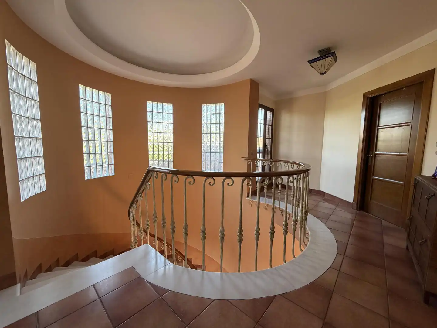 Casa o xalet en venda en Dos Hermanas amb Aire condicionat, Calefacció i Jardí privat