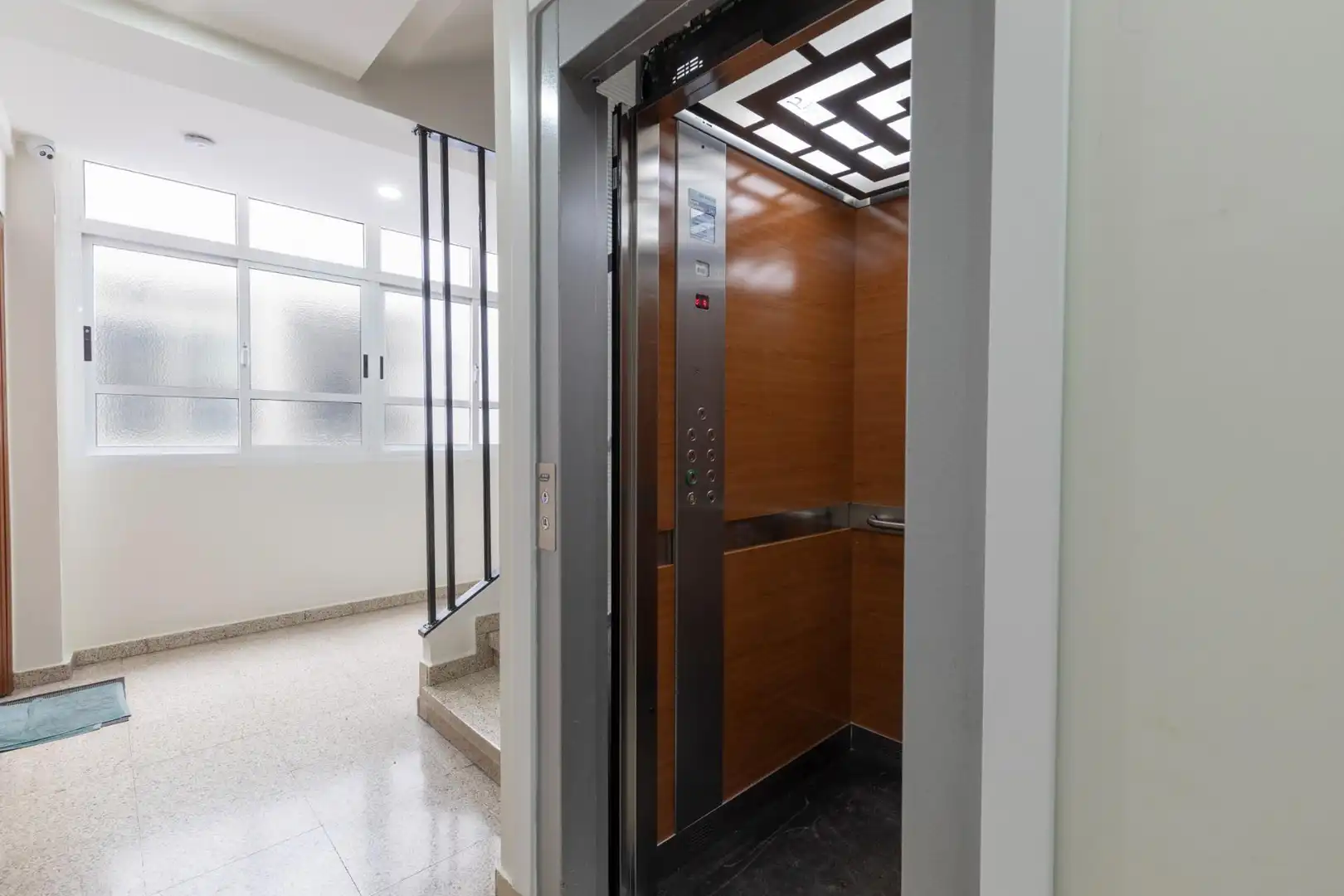 Flat with lift for sale in Calle Pintor López Mezquita 9, imagen 25