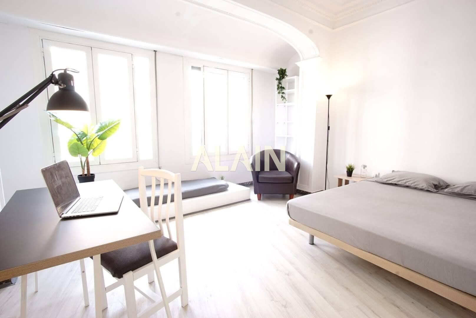 Habitación de Piso en venta en  Valencia Capital con Aire acondicionado, Calefacción y Parquet