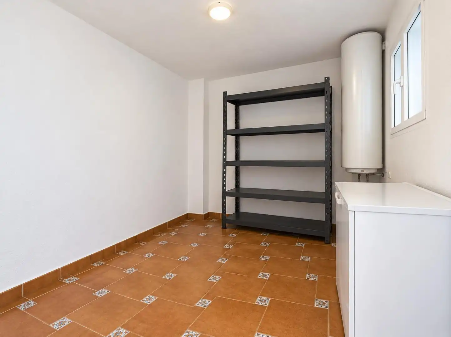 Casa aparellada amb terrassa en venda a Calle Calle Flamenco, imagen 6