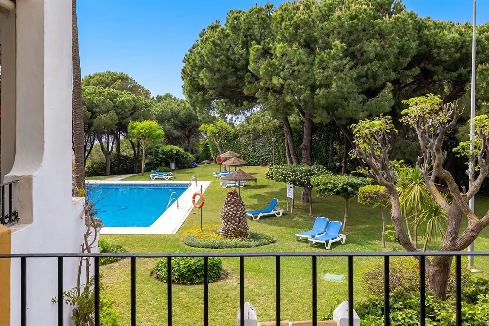 Jardín de Piso en venta en Marbella con Aire acondicionado, Calefacción y Terraza