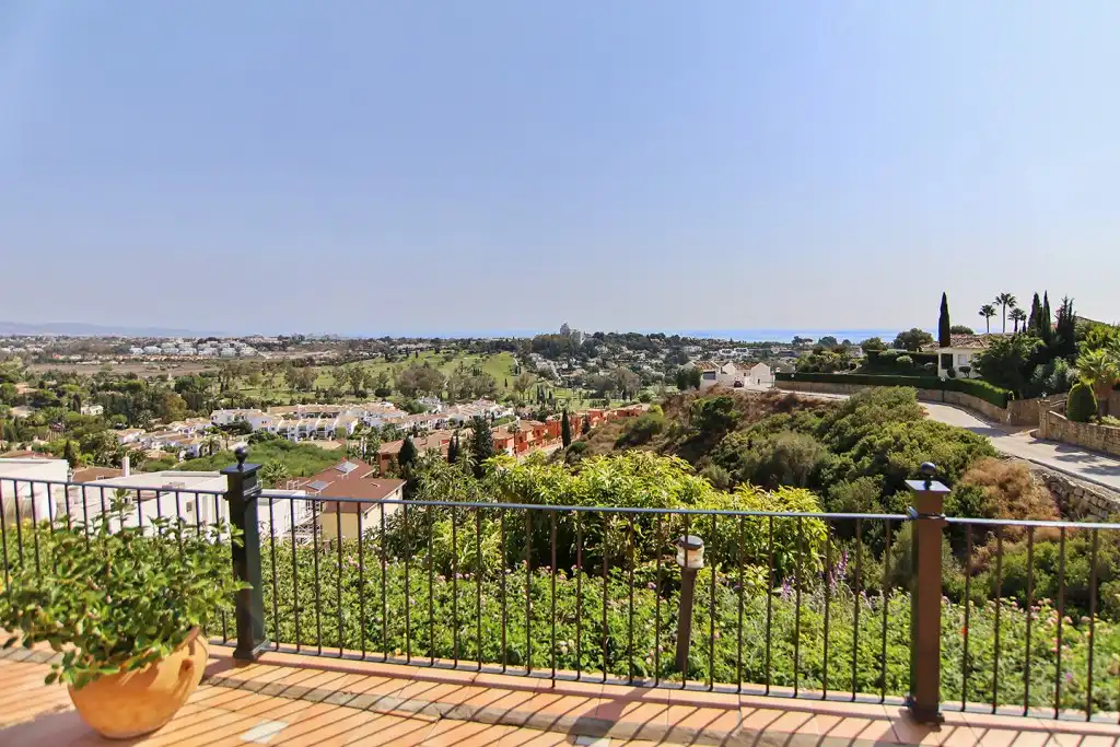 Chalet con piscina en venta en Benahavís pueblo, imagen 7