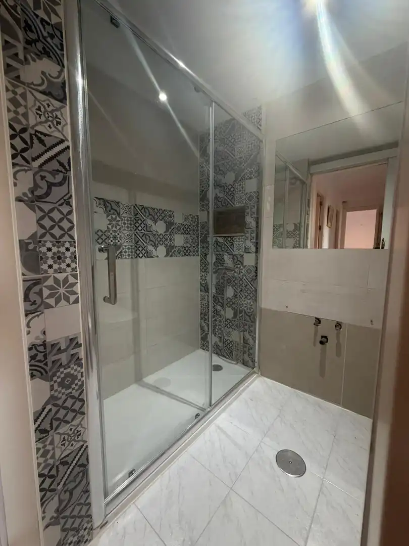 Baño de Piso en venta en Torremolinos con Aire acondicionado y Terraza
