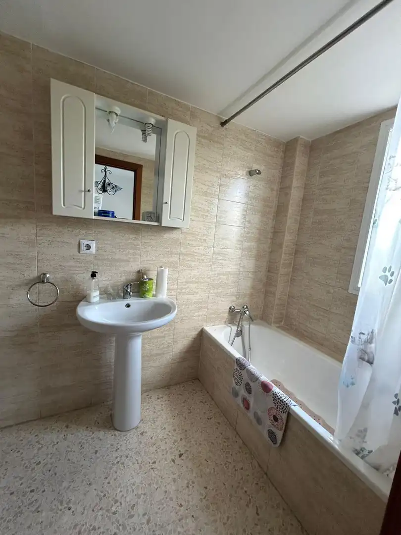 Badezimmer von Wohnung zum Verkauf in Utrera mit Terrasse und Abstellraum