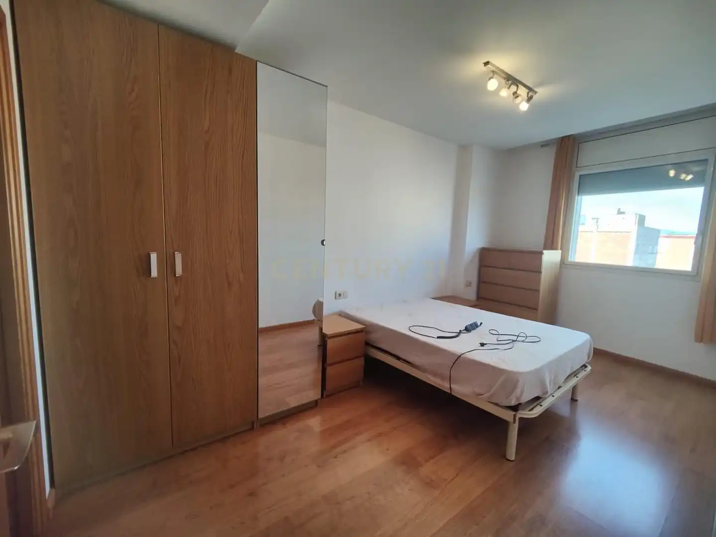 Habitación de Piso en venta en Cerdanyola del Vallès con Aire acondicionado y Horno