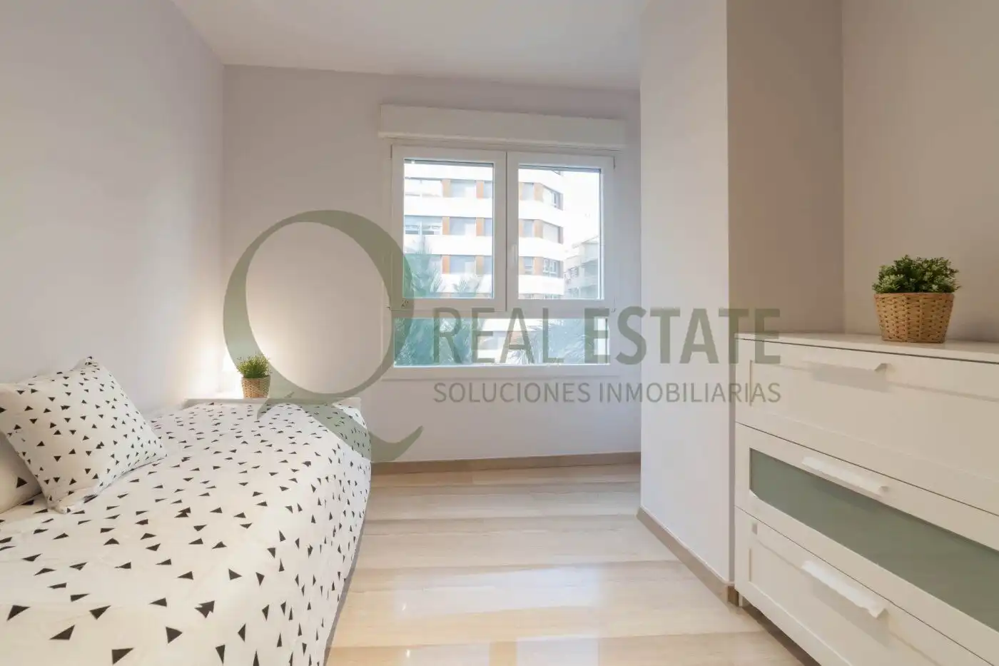 Bedroom of Flat for rent in Alicante / Alacant  with Heating, Terrace and Furnished