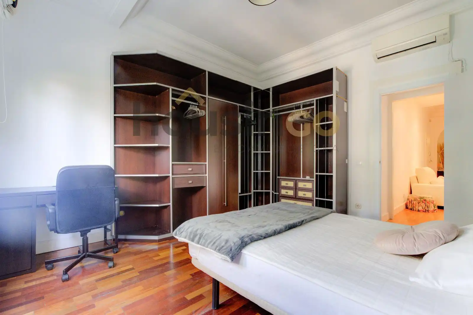 Bedroom of Flat for rent in Madrid  with Air Conditioner, Heating and Furnished