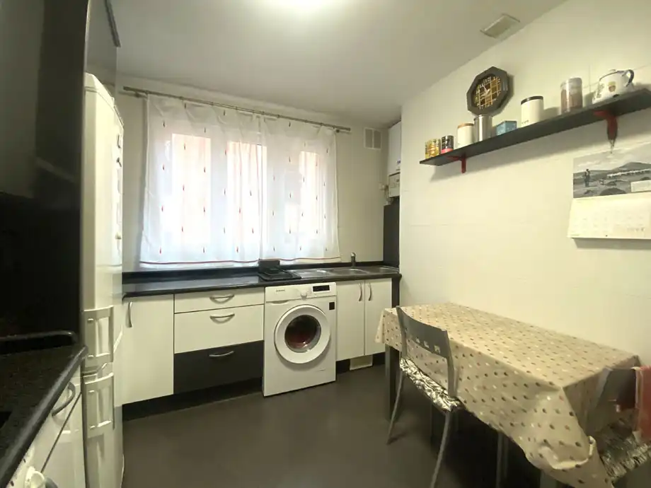 Cocina de Piso en venta en Vitoria - Gasteiz con Calefacción