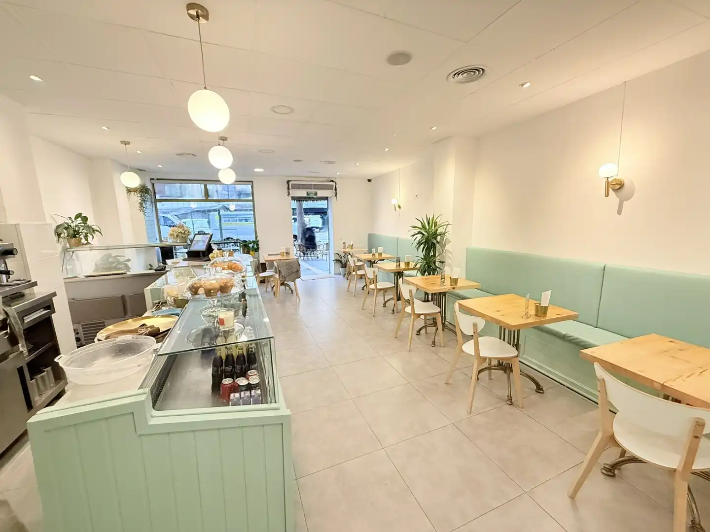 Local en traspaso en Carrer del 31 de Desembre, Bons Aires