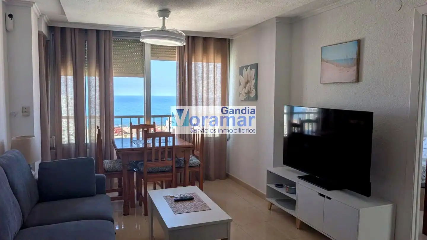Sala de estar de Apartamento de alquiler en Gandia con Aire acondicionado y Amueblado