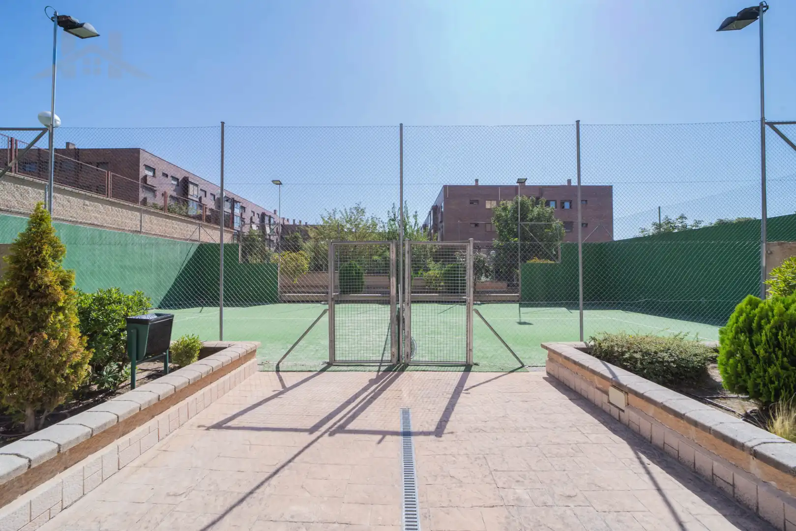 Parking of Flat for sale in Madrid  with Air Conditioner, Heating and Storage room