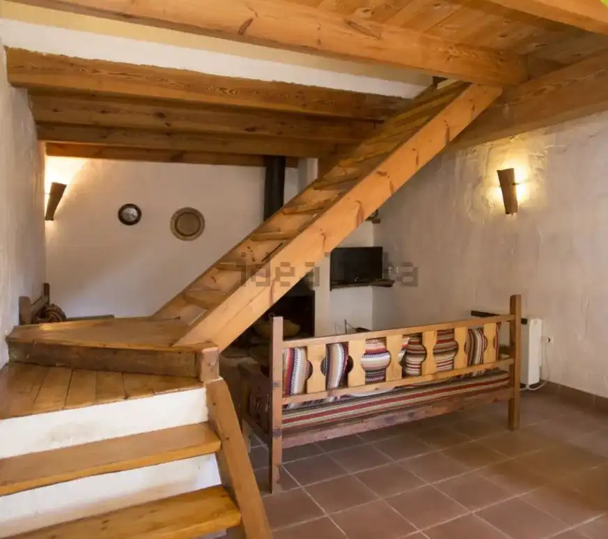 Country homes for sale in Segura de la Sierra  with Private garden, Storage room and Furnished