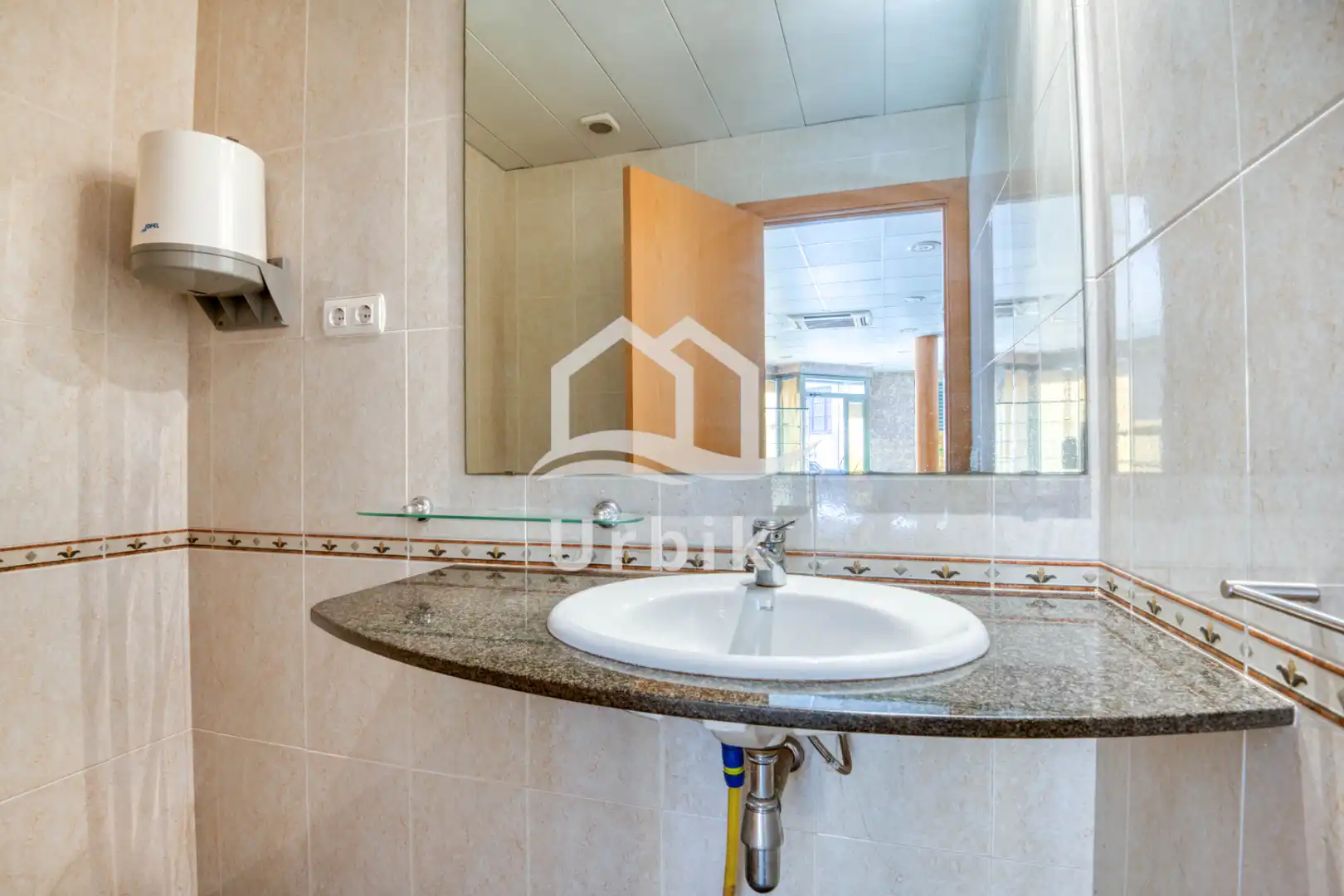 Local comercial en venta en Carrer de Lleida, imagen 10