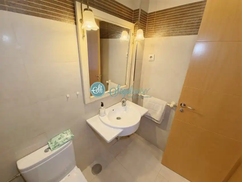 Baño de Piso en venta en Segovia con Aire acondicionado, Calefacción y Trastero