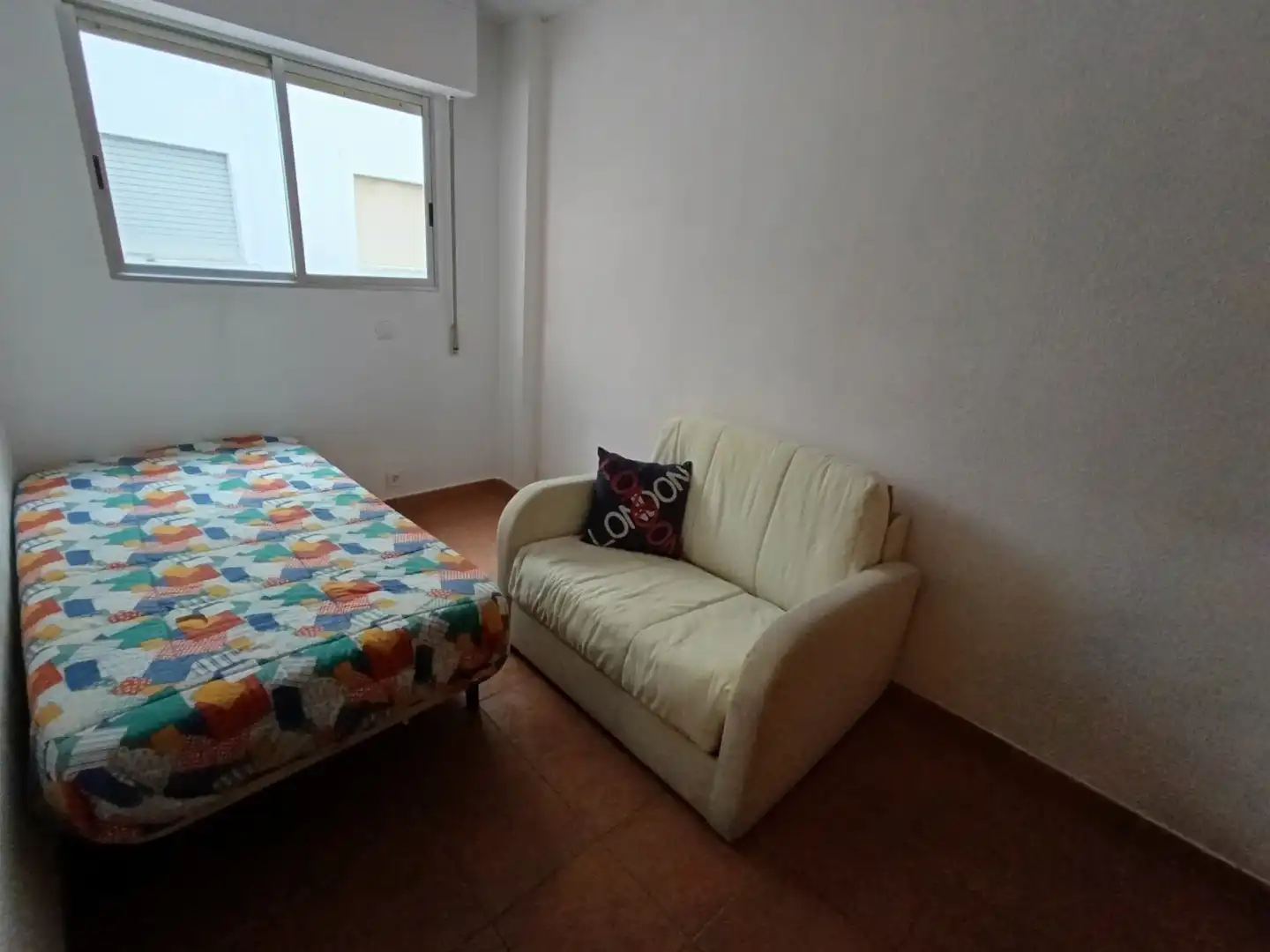 Flat with terrace for sale in Pasaje de Cox, imagen 4