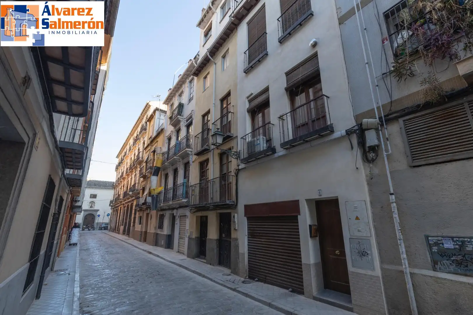 Casa con terraza en venta en Calle CONDE DE LAS INFANTAS, imagen 2
