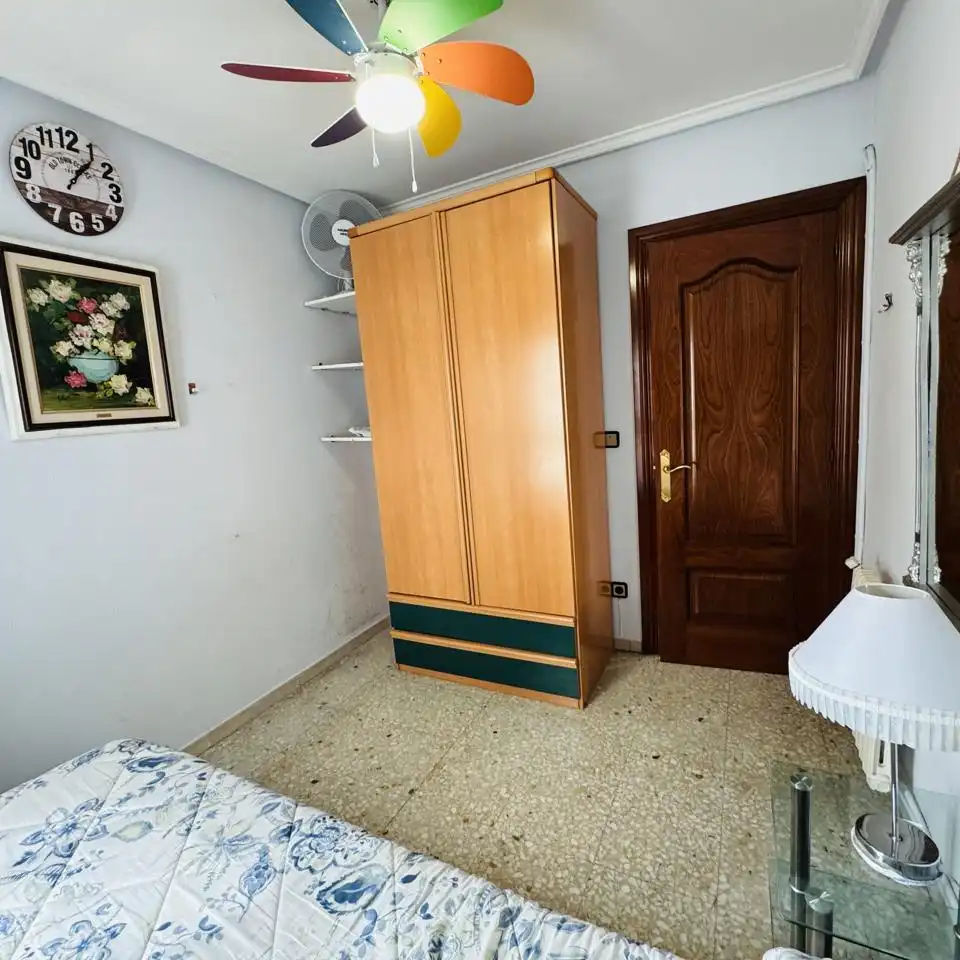 Flat for sale in De Cesáreo Alierta, La Granja